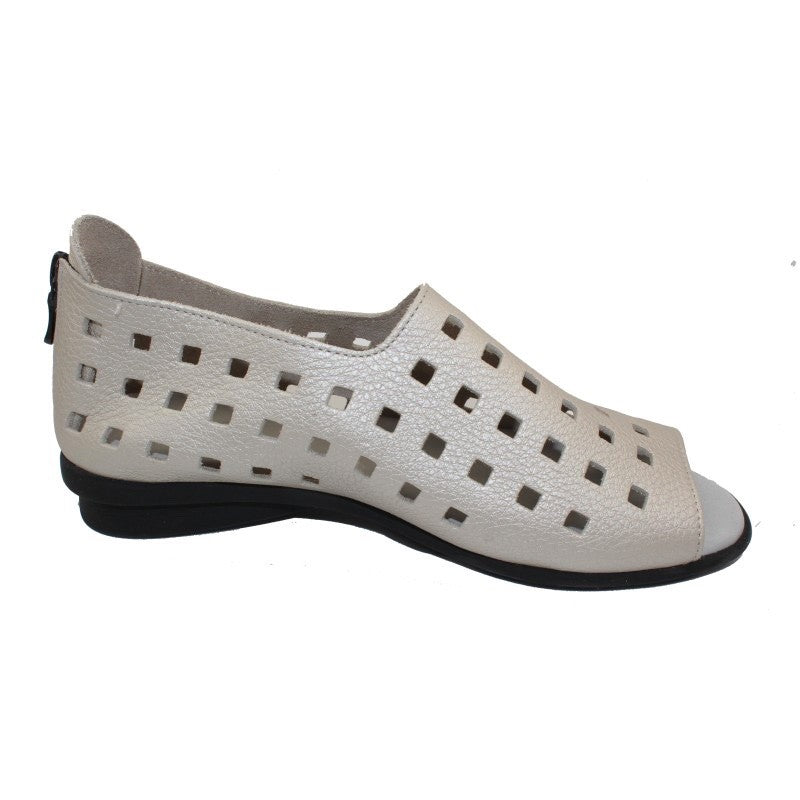 Chic and Simple Arche Slip ons με Peep Toe Drick - Nacre Brume