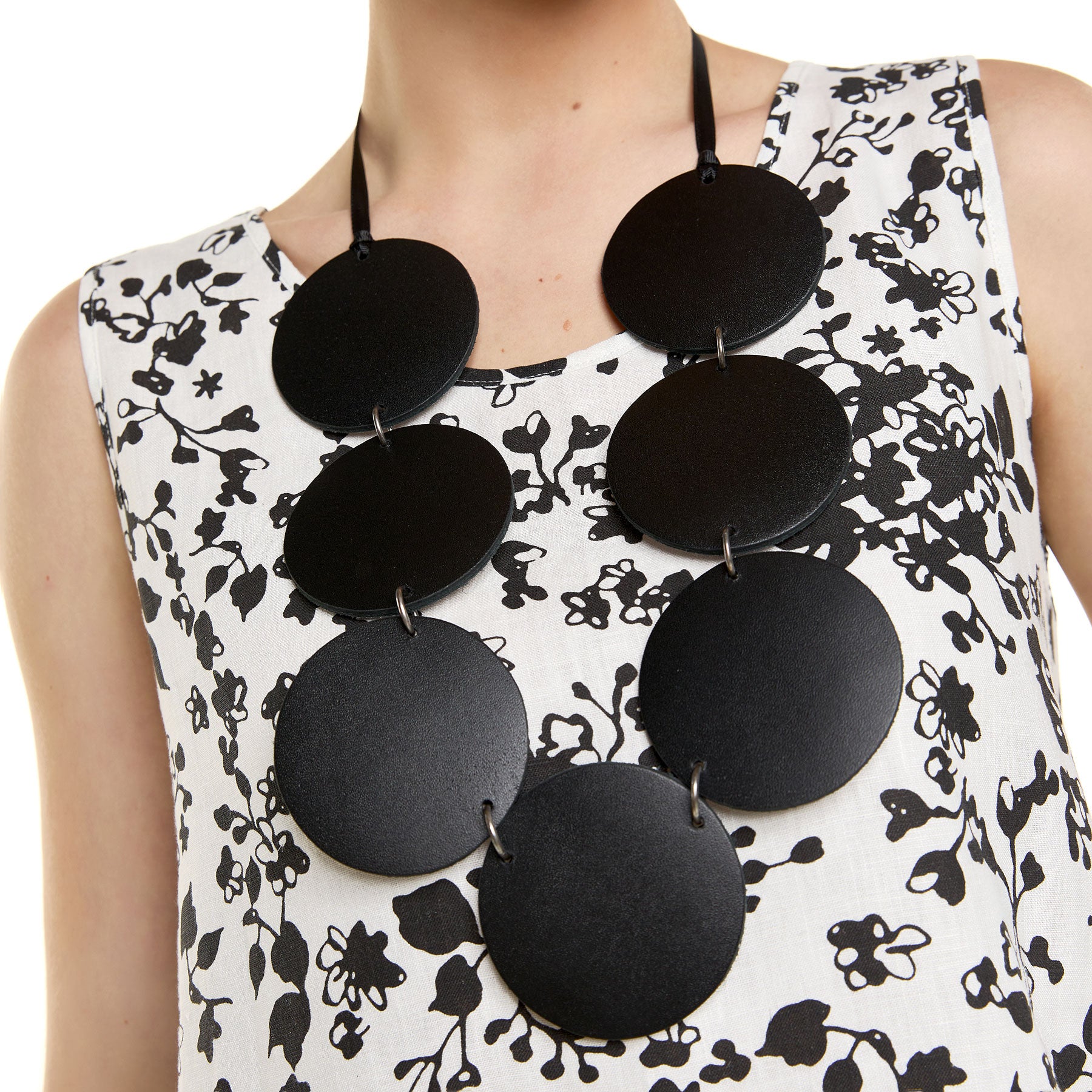 Chic & Simple Ken Design Κολιέ Circle Around XL - Μαύρο