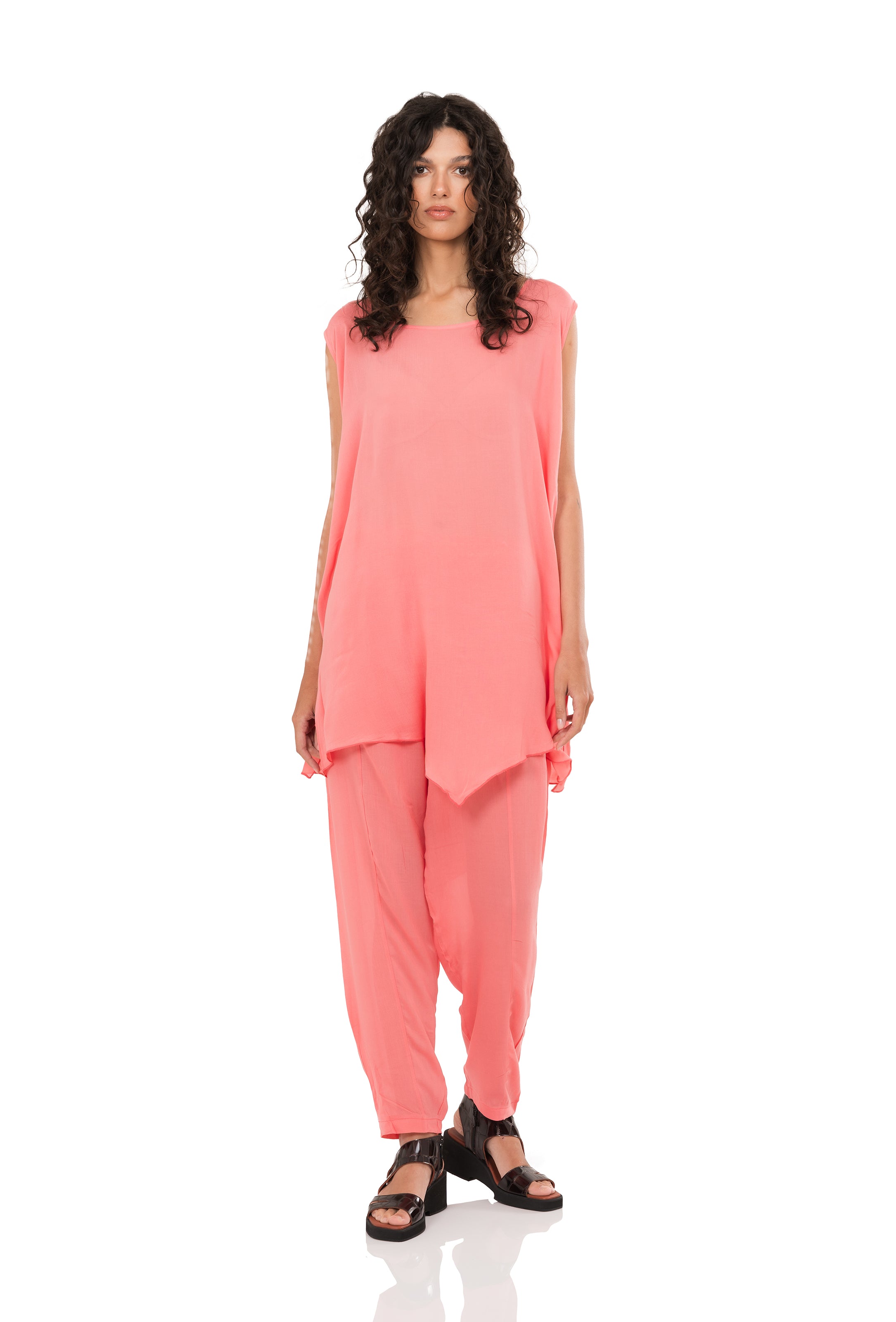 Combination of Mirella T-shirt & Myrto Pants - Light Salmon