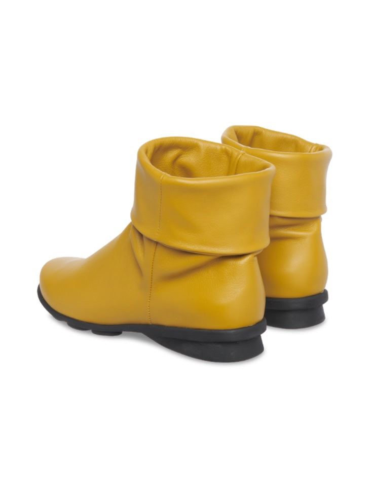 Chic & Simple Arche Archette Boots - Ocre