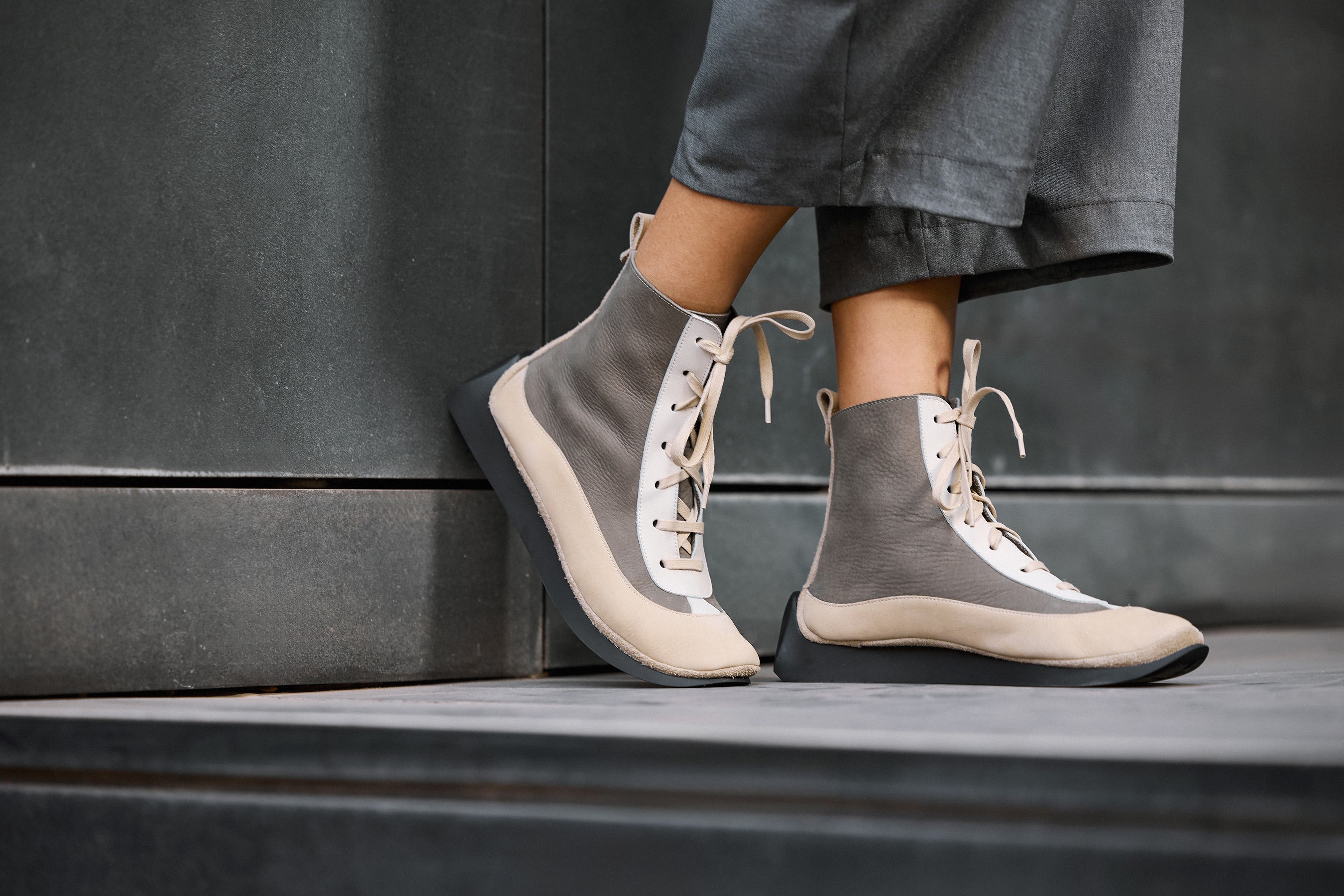 Arche Μποτάκια Sneakers Renzum - Μπεζ/Γκρι - Chic & Simple 