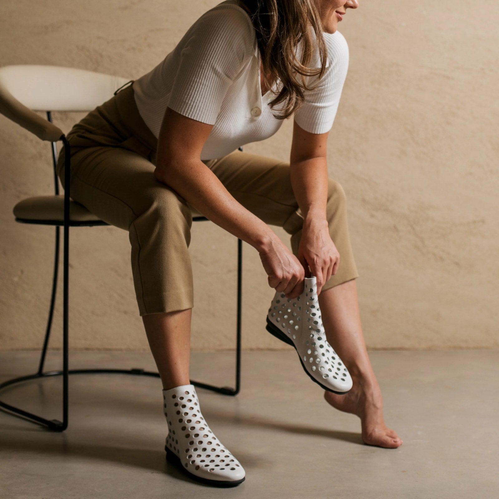 Arche Dato Summer Boots - Metallic Platine - Chic & Simple