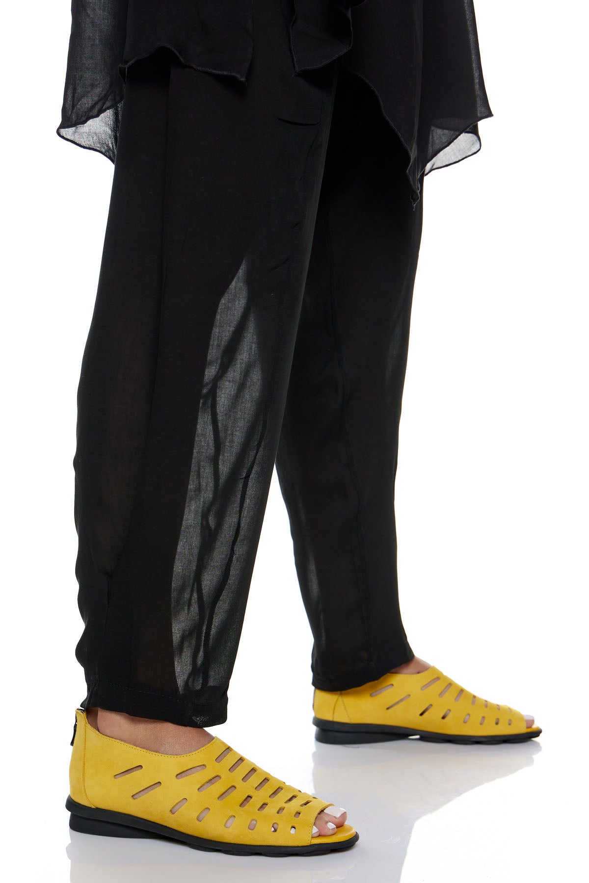 Chic & Simple Slip ons with Peep Toe Denyli - Zenith