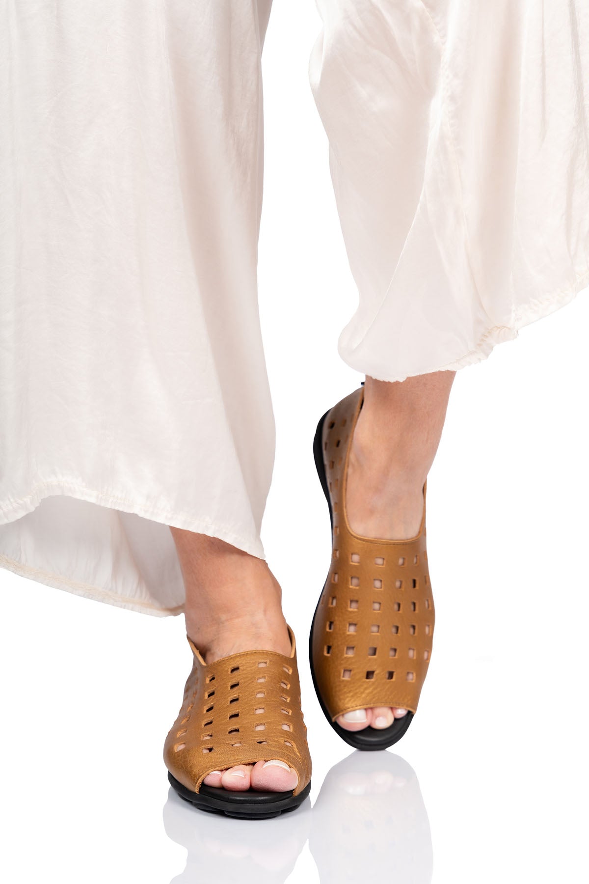 Arche Slip ons with Peep Toe Drick - Metallic Gold - Chic & Simple