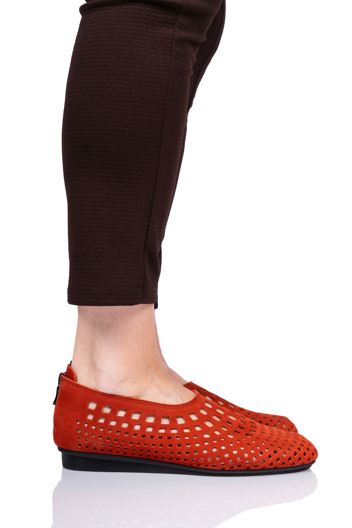 Arche Slip ons Nirick - Brick - Chic & Simple