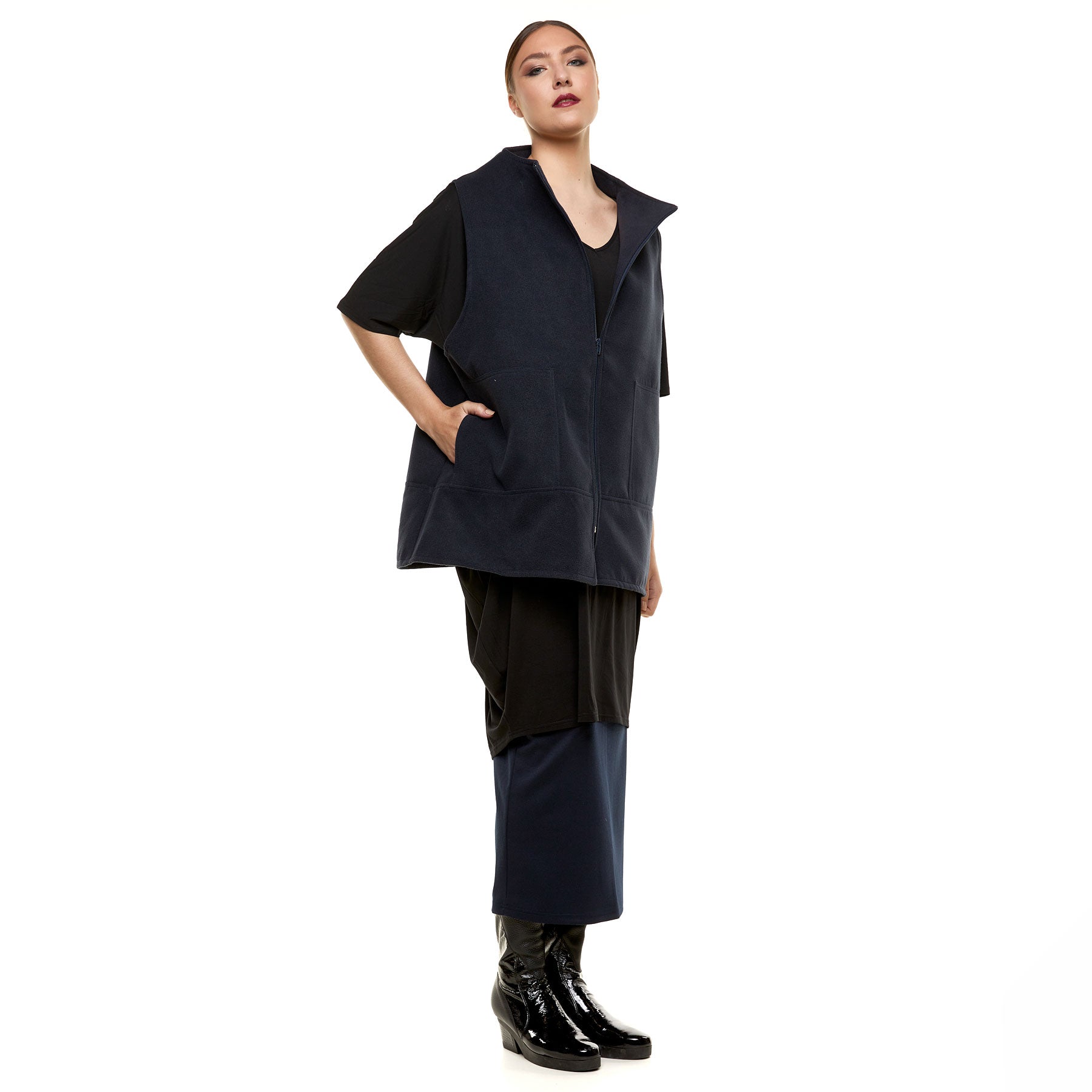 Chic & Simple Coral Vest - Dark Blue