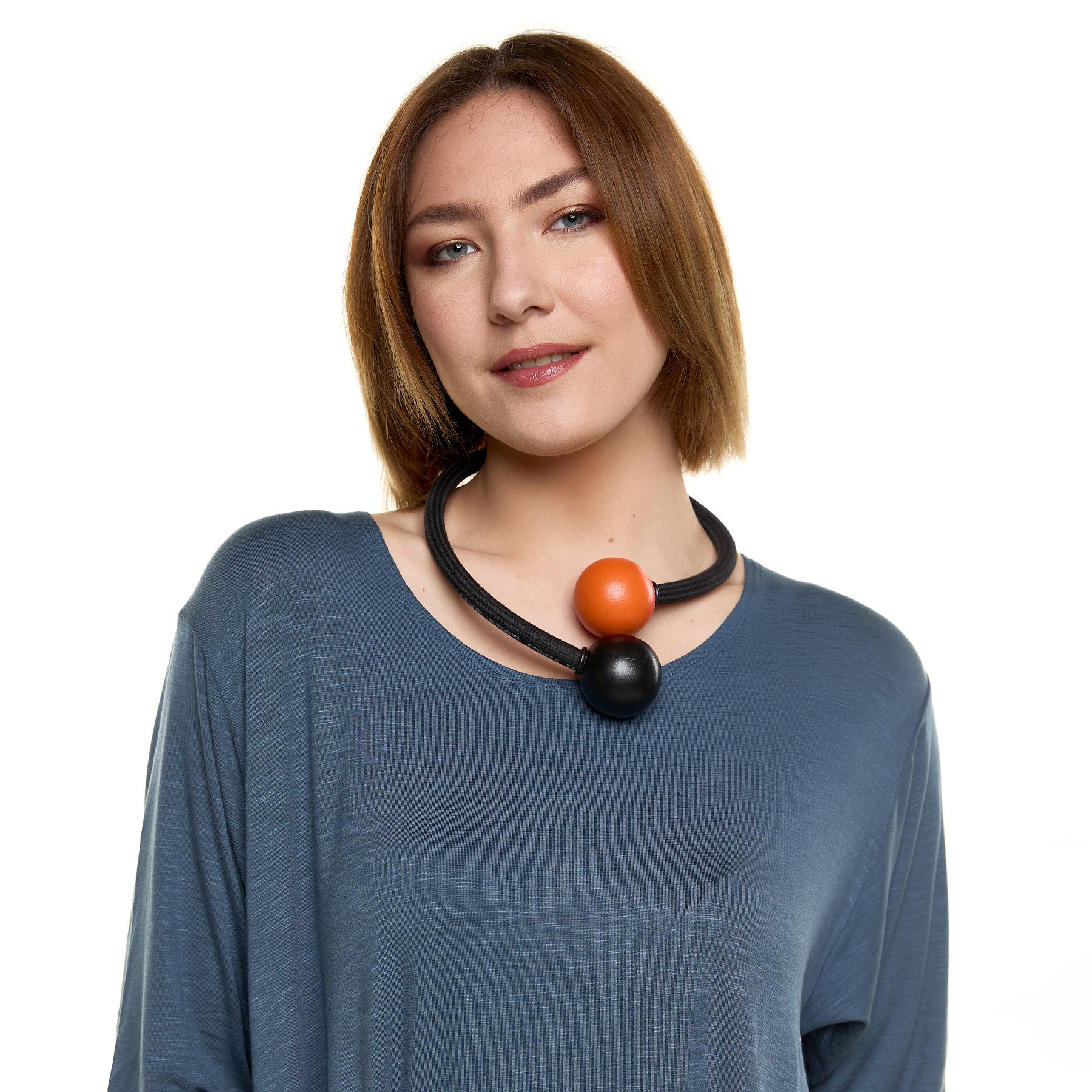 Chic & Simple Wooden Ball Necklace - Black & Orange