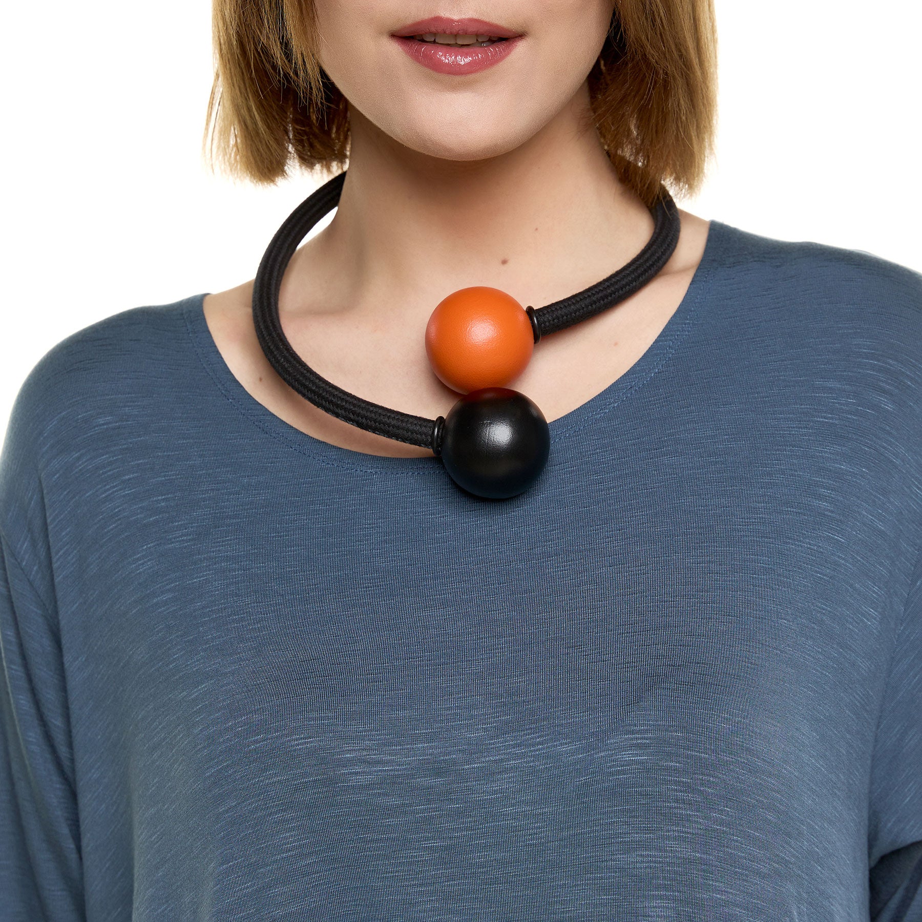 Chic & Simple Wooden Ball Necklace - Black & Orange