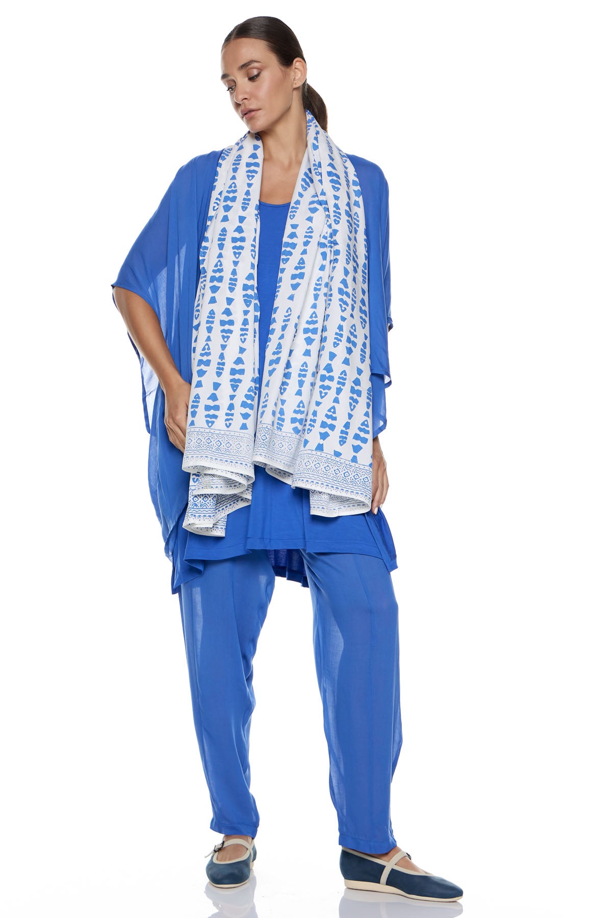 Chic & Simple Pareo / Vivian Scarf - White with Blue FishesChic & Simple Pareo / Vivian Scarf - White with Blue Fishes
