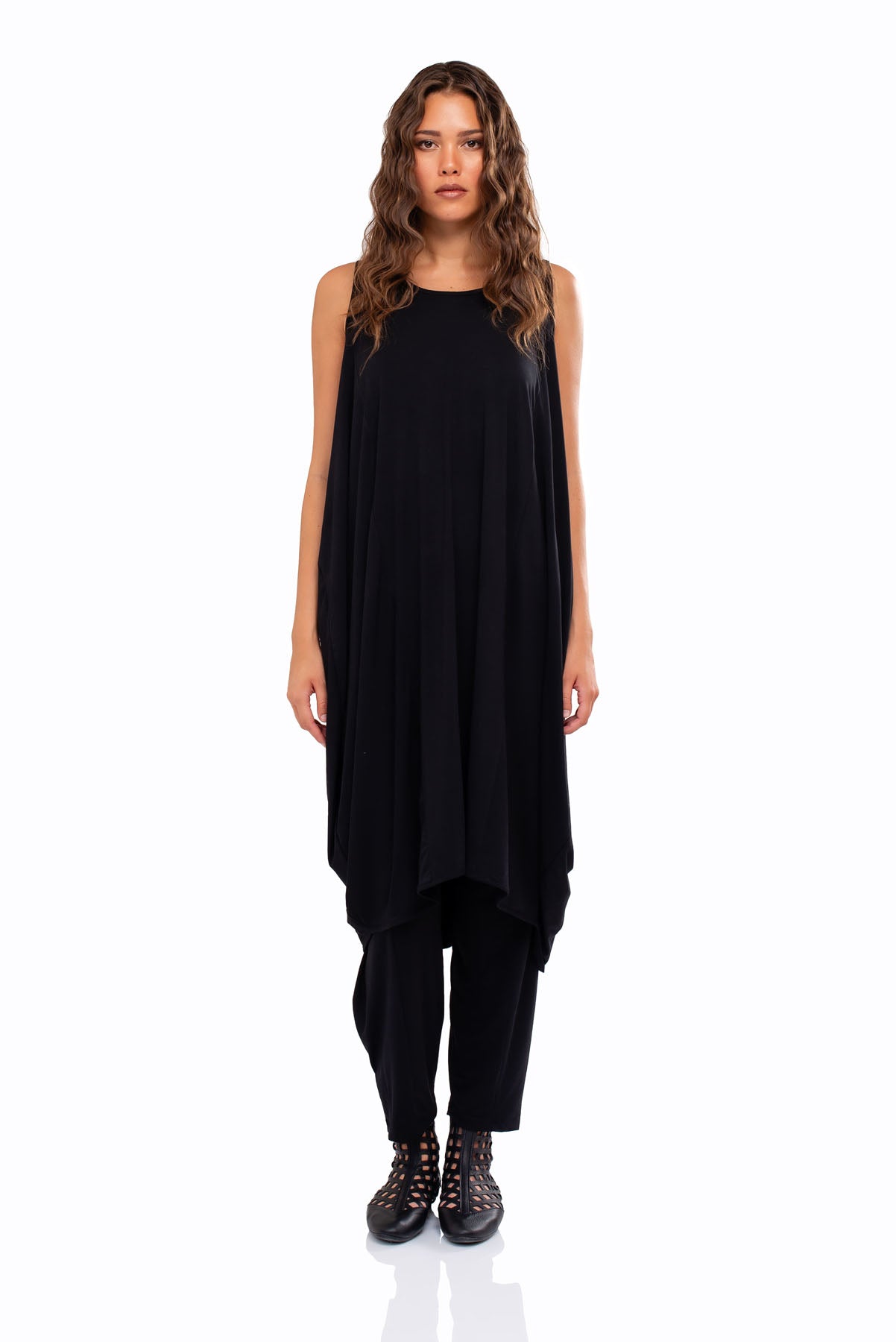Chic & Simple Dress & Pants & Shoes Combination - Black Arche