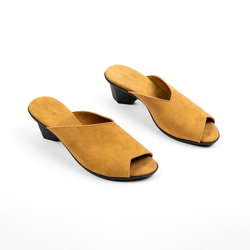 Arche Sliders Enoukh - Camel