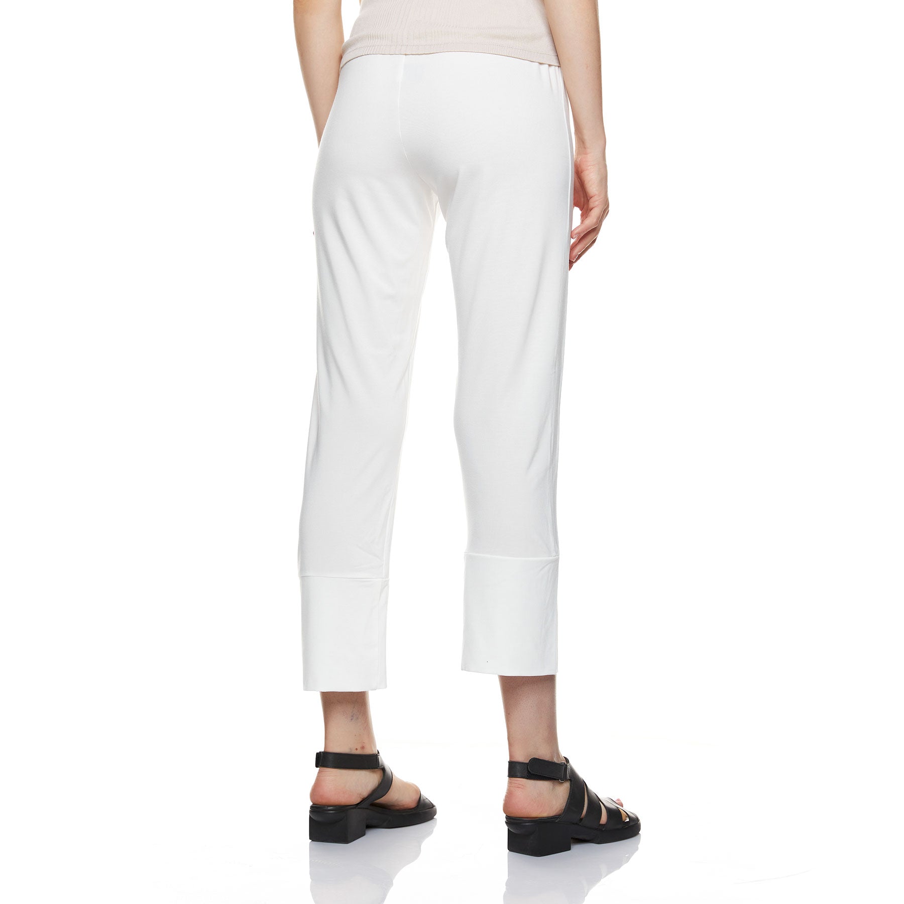 Karla Capri Pants Ecru - CHIC & SIMPLE